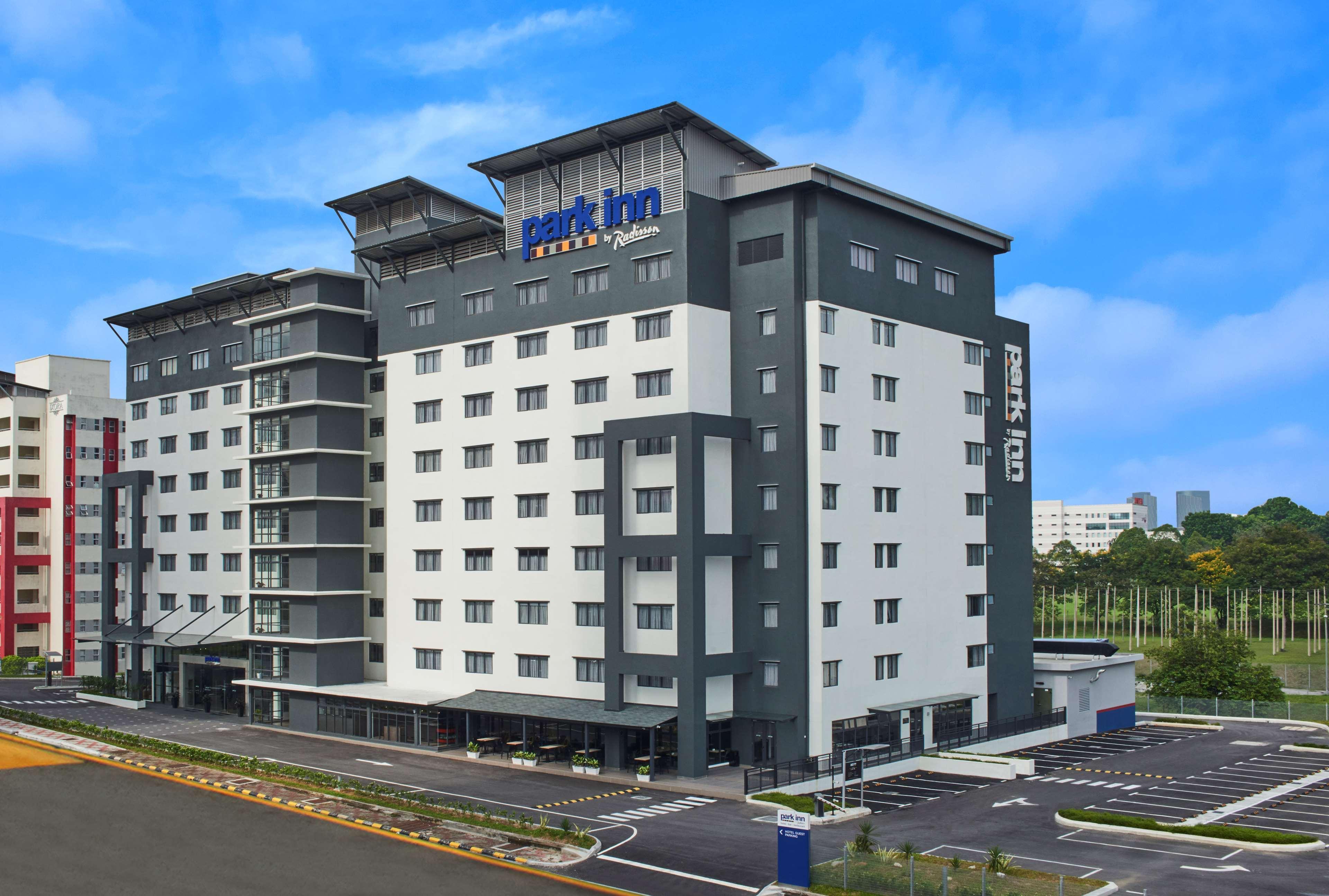 Park Inn By Radisson Putrajaya Exterior foto